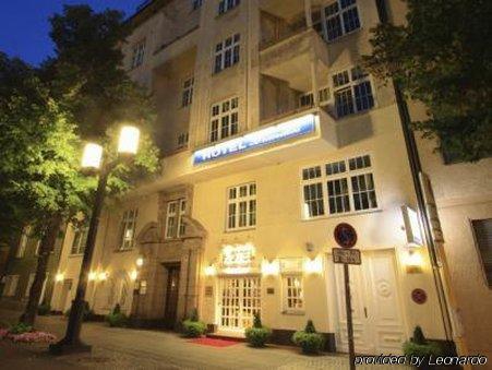 Brandies An Der Messe 3* Berlim