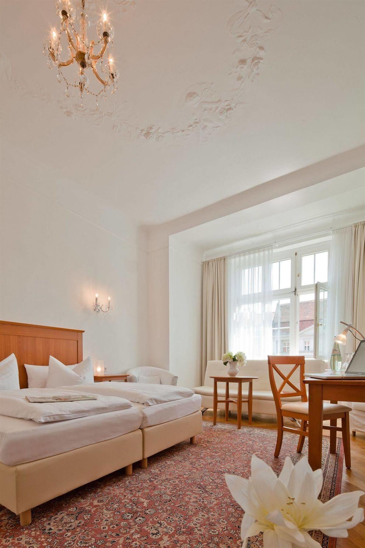 Hotel Brandies An Der Messe 3*